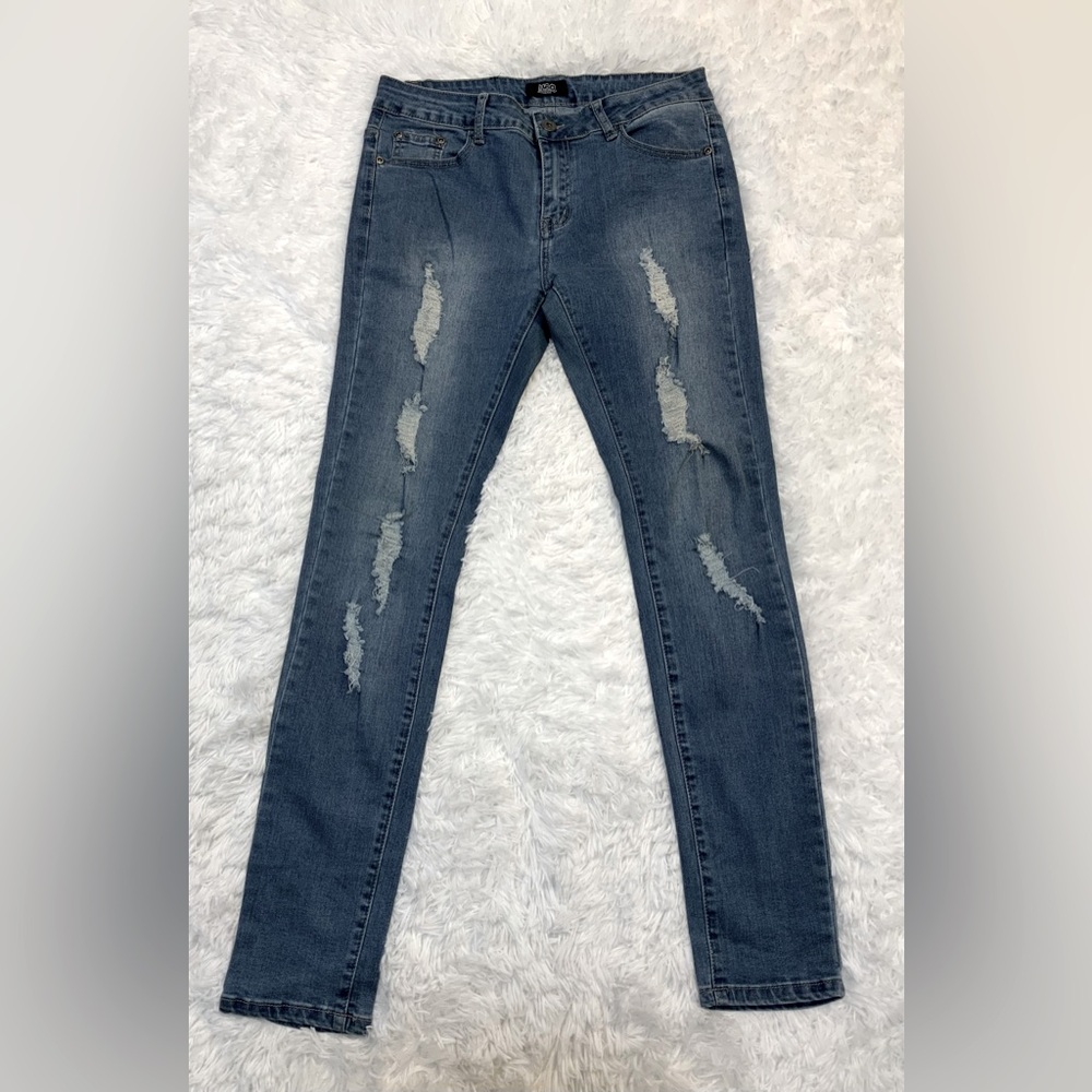 MAO Women’s Distressed Skinny Jeans